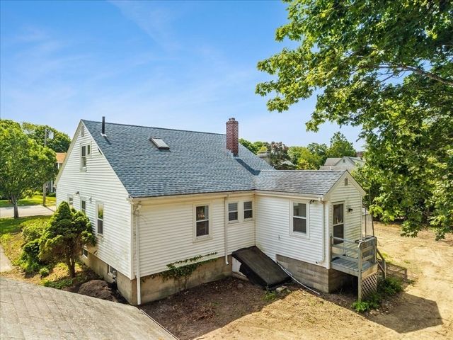 43 Prospect, Falmouth, MA 02540