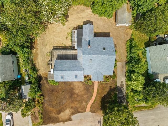 43 Prospect, Falmouth, MA 02540
