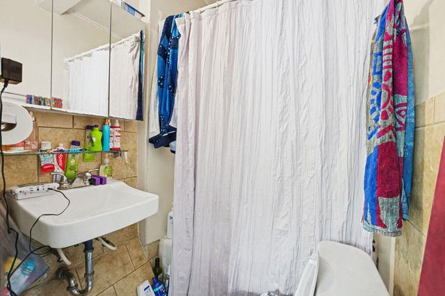 1726-1728 Commonwealth Avenue, Kalamazoo City, MI 49006