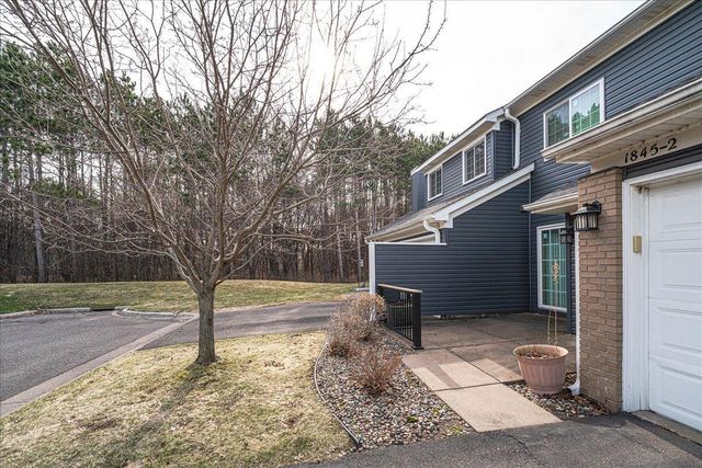 1845 Donegal Drive 2, Woodbury, MN 55125