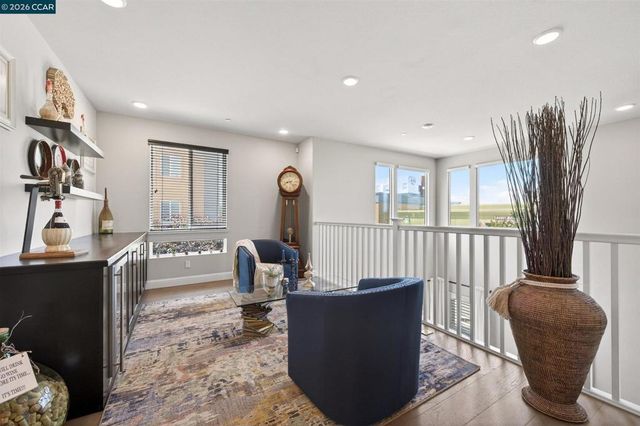 3963 Summit Rd, Dublin, CA 94568