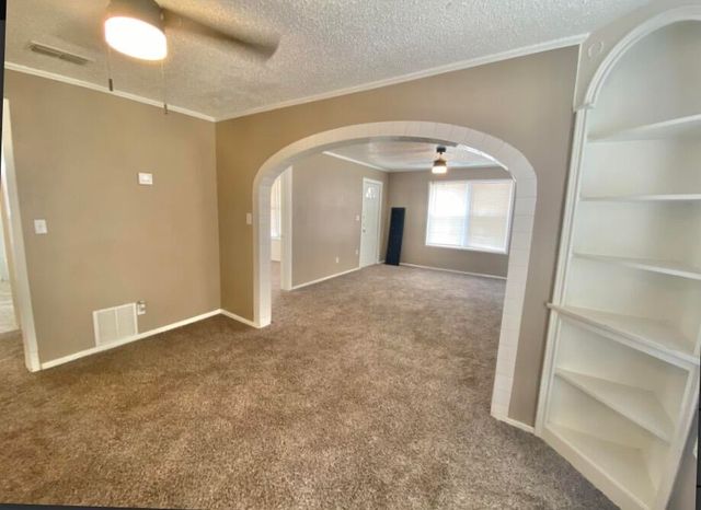 2114 27th Street, Lubbock, TX 79411