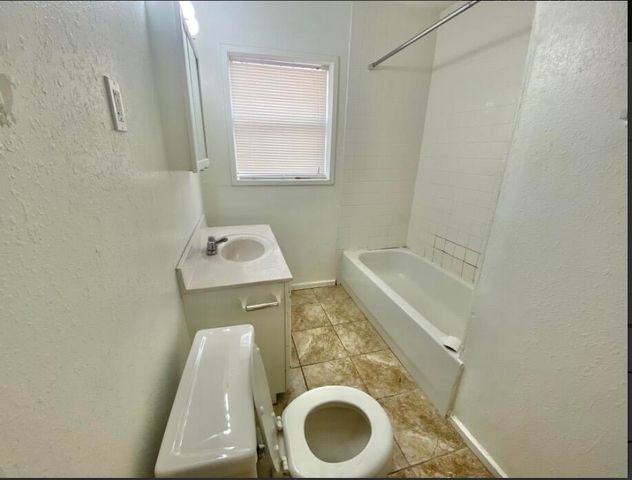2114 27th Street, Lubbock, TX 79411