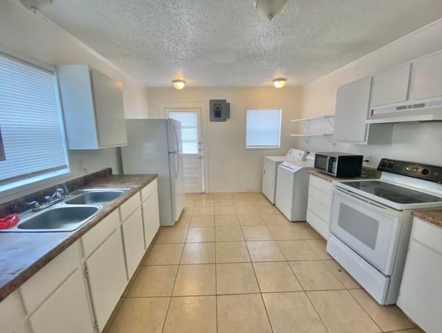 2114 27th Street, Lubbock, TX 79411