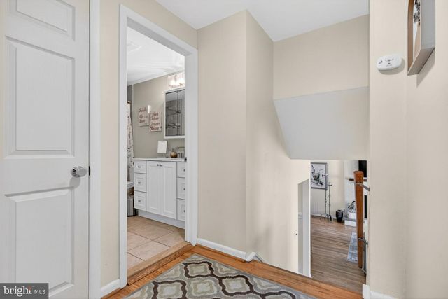 19 CHARTER OAK LN, Marlton, NJ 08053