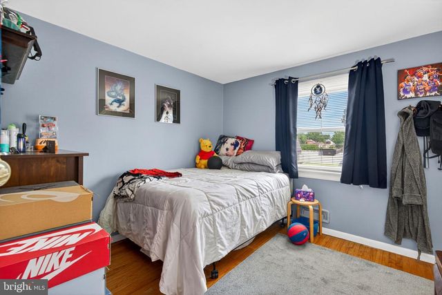 19 CHARTER OAK LN, Marlton, NJ 08053