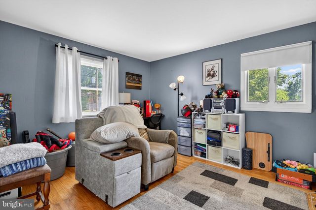 19 CHARTER OAK LN, Marlton, NJ 08053