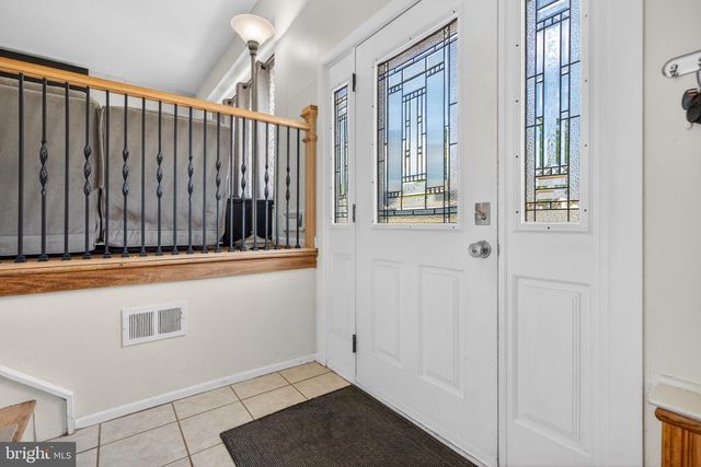 19 CHARTER OAK LN, Marlton, NJ 08053