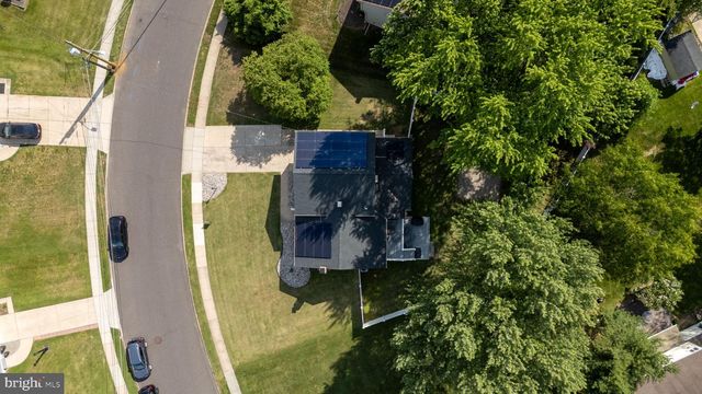 19 CHARTER OAK LN, Marlton, NJ 08053