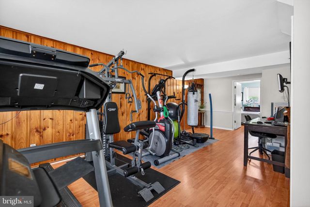 19 CHARTER OAK LN, Marlton, NJ 08053