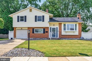19 CHARTER OAK LN, Marlton, NJ 08053