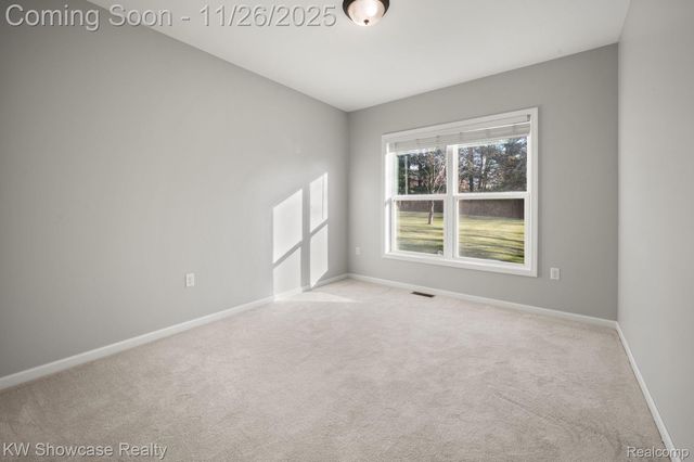 2434 Collendale, Commerce Charter Township, MI 48382