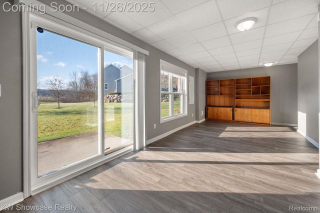 2434 Collendale, Commerce Charter Township, MI 48382