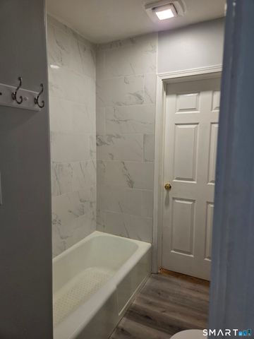 3 Botsford Street 2, Meriden, CT 06451