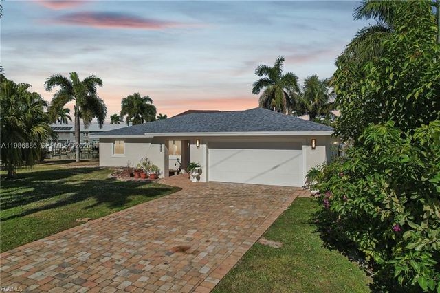 1819 SE 43 Street, Cape Coral, FL 33904