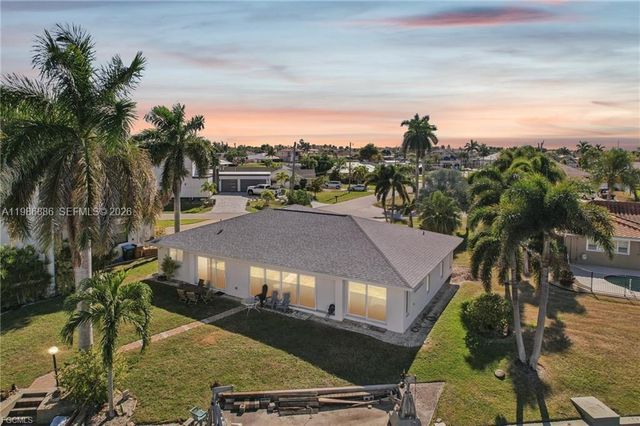 1819 SE 43 Street, Cape Coral, FL 33904