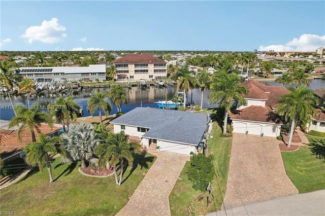 1819 SE 43 Street, Cape Coral, FL 33904