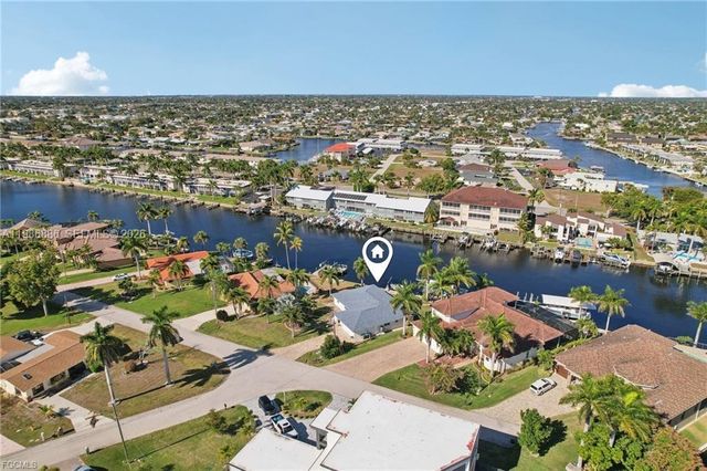 1819 SE 43 Street, Cape Coral, FL 33904