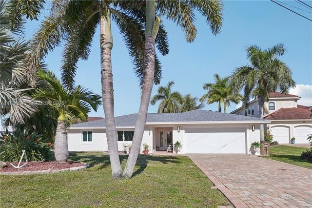1819 SE 43 Street, Cape Coral, FL 33904