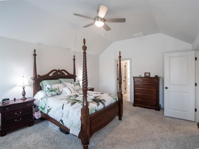 4829 Hidalgo Avenue, Mustang, OK 73064