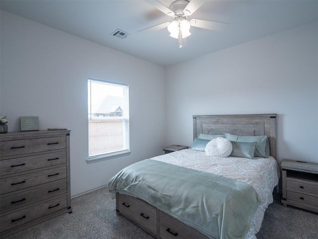 4829 Hidalgo Avenue, Mustang, OK 73064