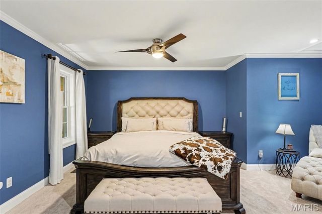 5813 Amber Place Drive, St Louis, MO 63128