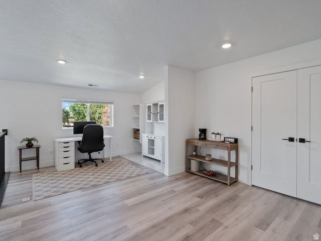 831 E GRAND CAYMAN DR, Millcreek, UT 84107