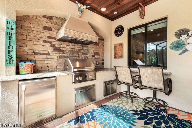 12832 Kinross LN, Naples, FL 34120