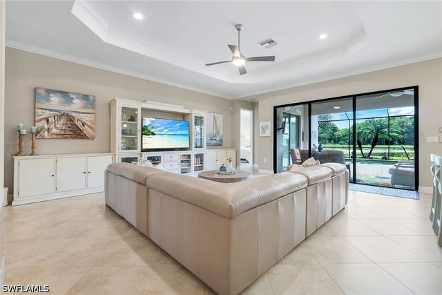 12832 Kinross LN, Naples, FL 34120