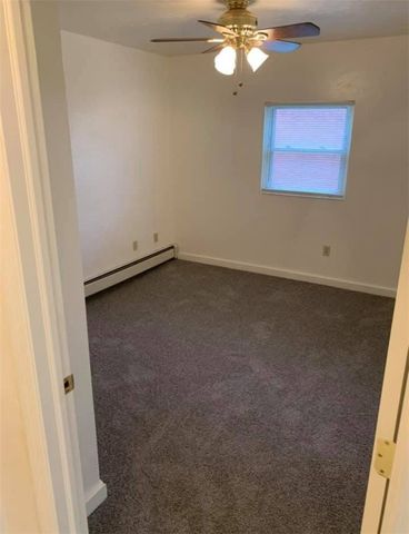 660 3rd St, Pitcairn, PA 15140