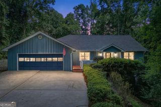 8170 Old Mill Drive, Gainesville, GA 30506