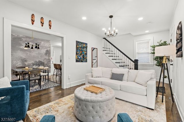78 Underwood St, Newark City, NJ 07106