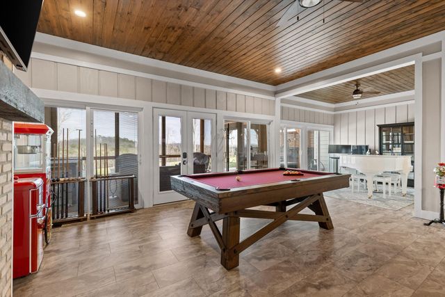 1809 River Breeze Drive, Soddy Daisy, TN 37379