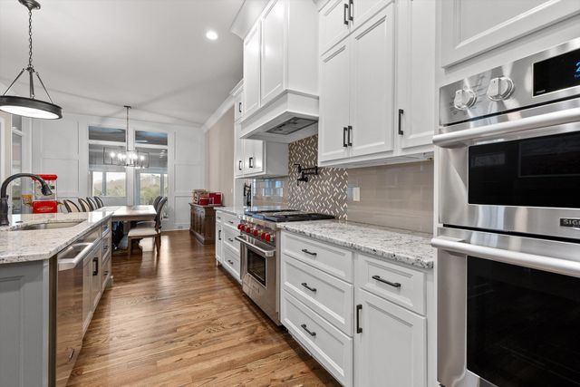 1809 River Breeze Drive, Soddy Daisy, TN 37379