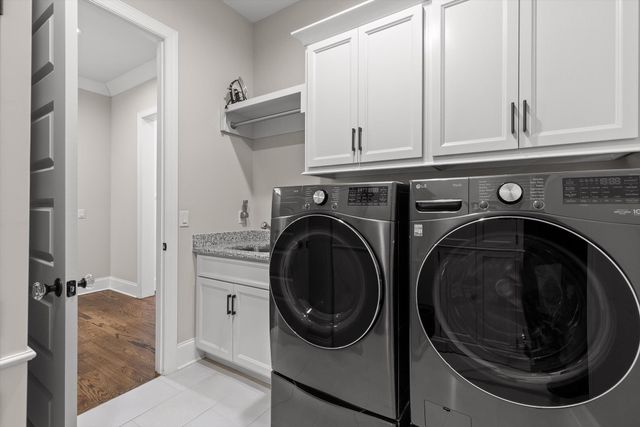 1809 River Breeze Drive, Soddy Daisy, TN 37379