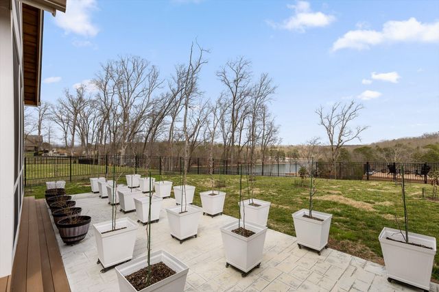 1809 River Breeze Drive, Soddy Daisy, TN 37379