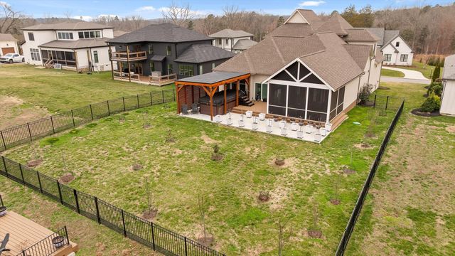 1809 River Breeze Drive, Soddy Daisy, TN 37379