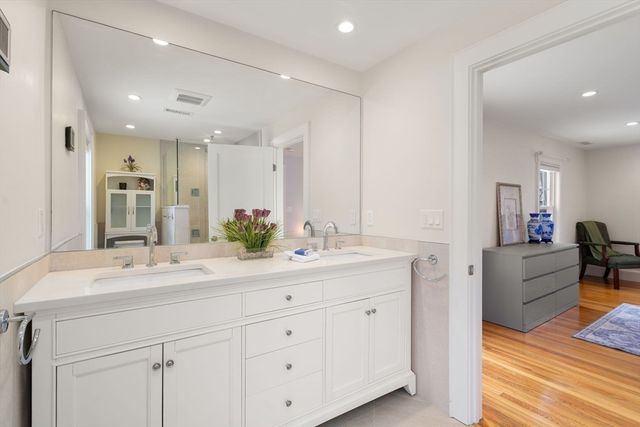 50 Poplar Street, Belmont, MA 02478