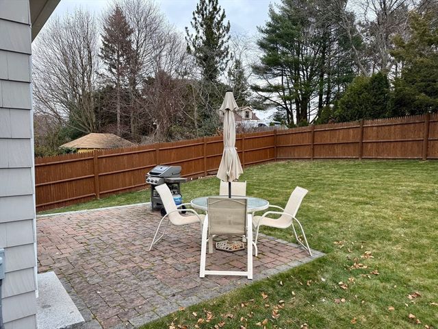 50 Poplar Street, Belmont, MA 02478