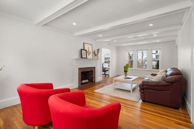 50 Poplar Street, Belmont, MA 02478