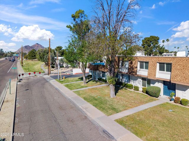 8206 E CHAPARRAL Road, Scottsdale, AZ 85250