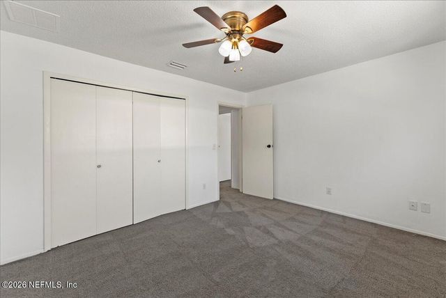 8140 SUTTON Place, Jacksonville, FL 32217