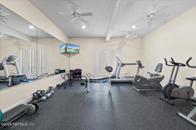 8140 SUTTON Place, Jacksonville, FL 32217