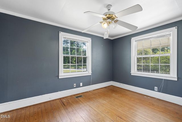 709 Wait Avenue, Wake Forest, NC 27587