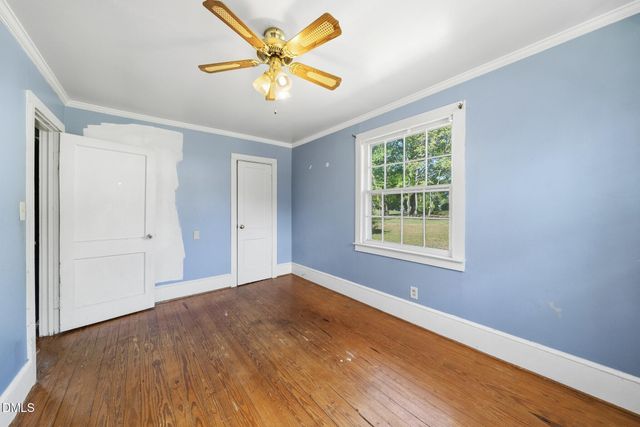 709 Wait Avenue, Wake Forest, NC 27587