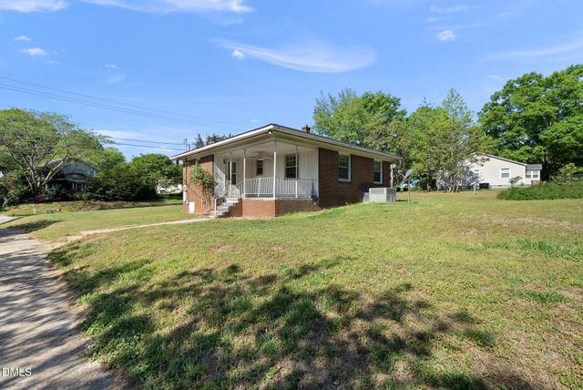 709 Wait Avenue, Wake Forest, NC 27587