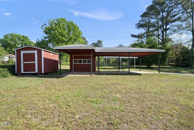 709 Wait Avenue, Wake Forest, NC 27587