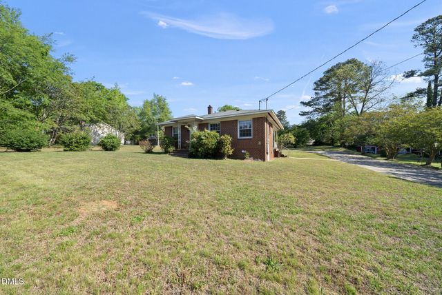 709 Wait Avenue, Wake Forest, NC 27587