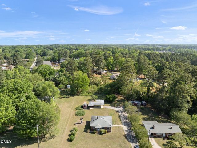 709 Wait Avenue, Wake Forest, NC 27587