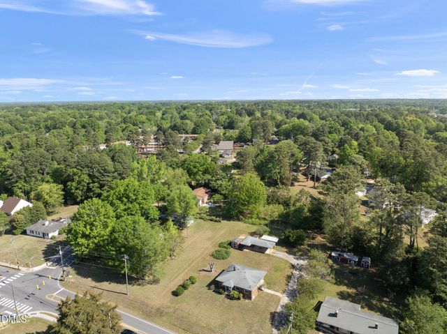 709 Wait Avenue, Wake Forest, NC 27587